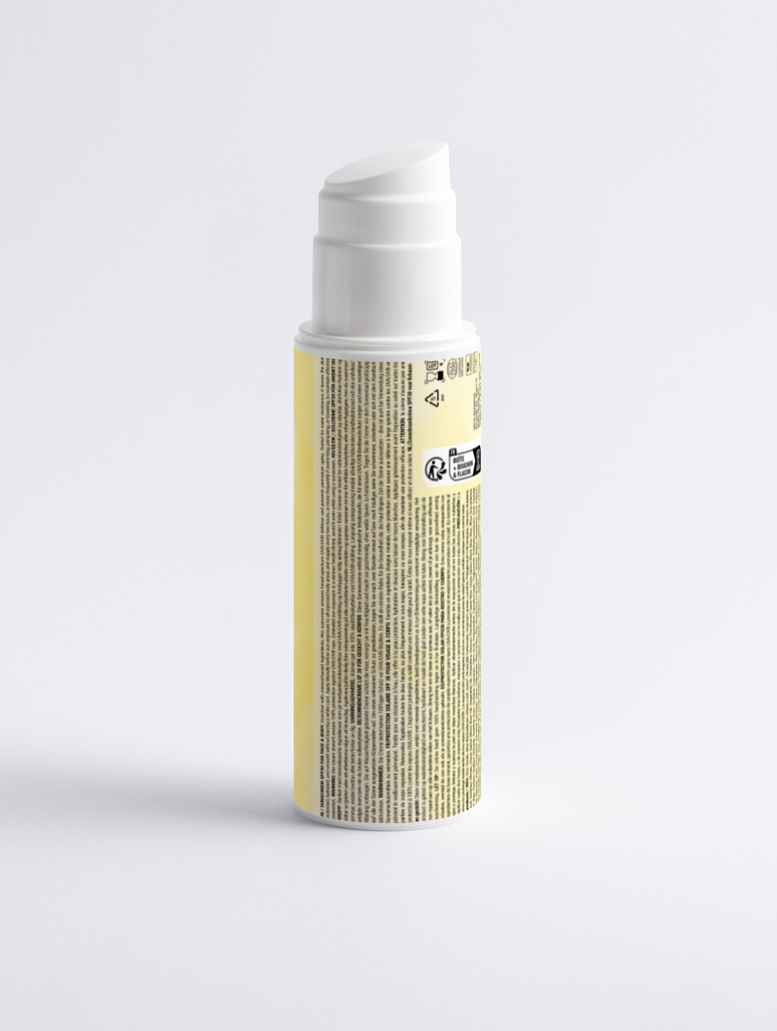 Eclat Soin Mineral SPF30 Sunscreen SPF30 without tint in a sleek pump bottle for sun protection